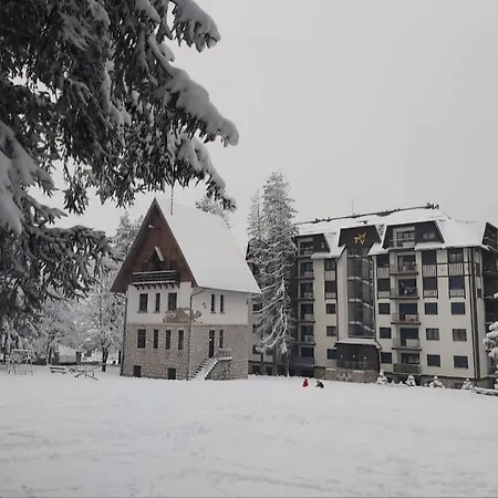 アパート Zvezda Lux Titova