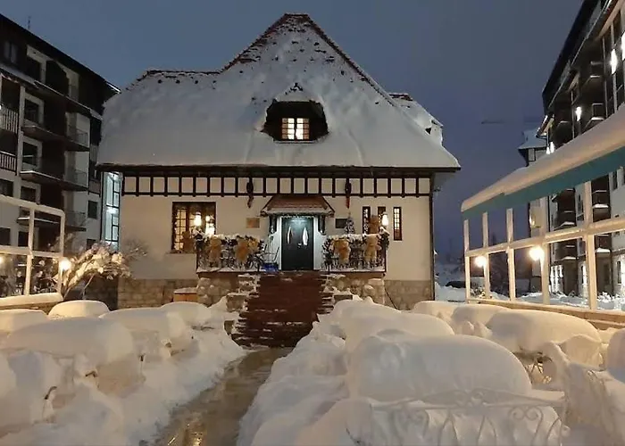 Zvezda Lux Titova Apartament