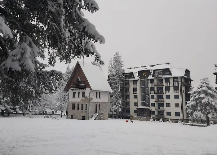 Apartament Zvezda Lux Titova