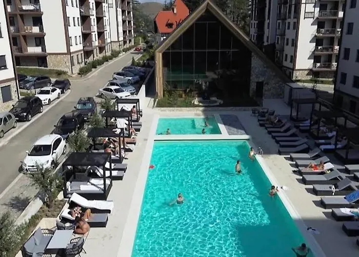 Zvezda Lux Titova Apartament *